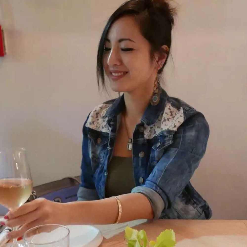 Meet your Posher, Ayako
